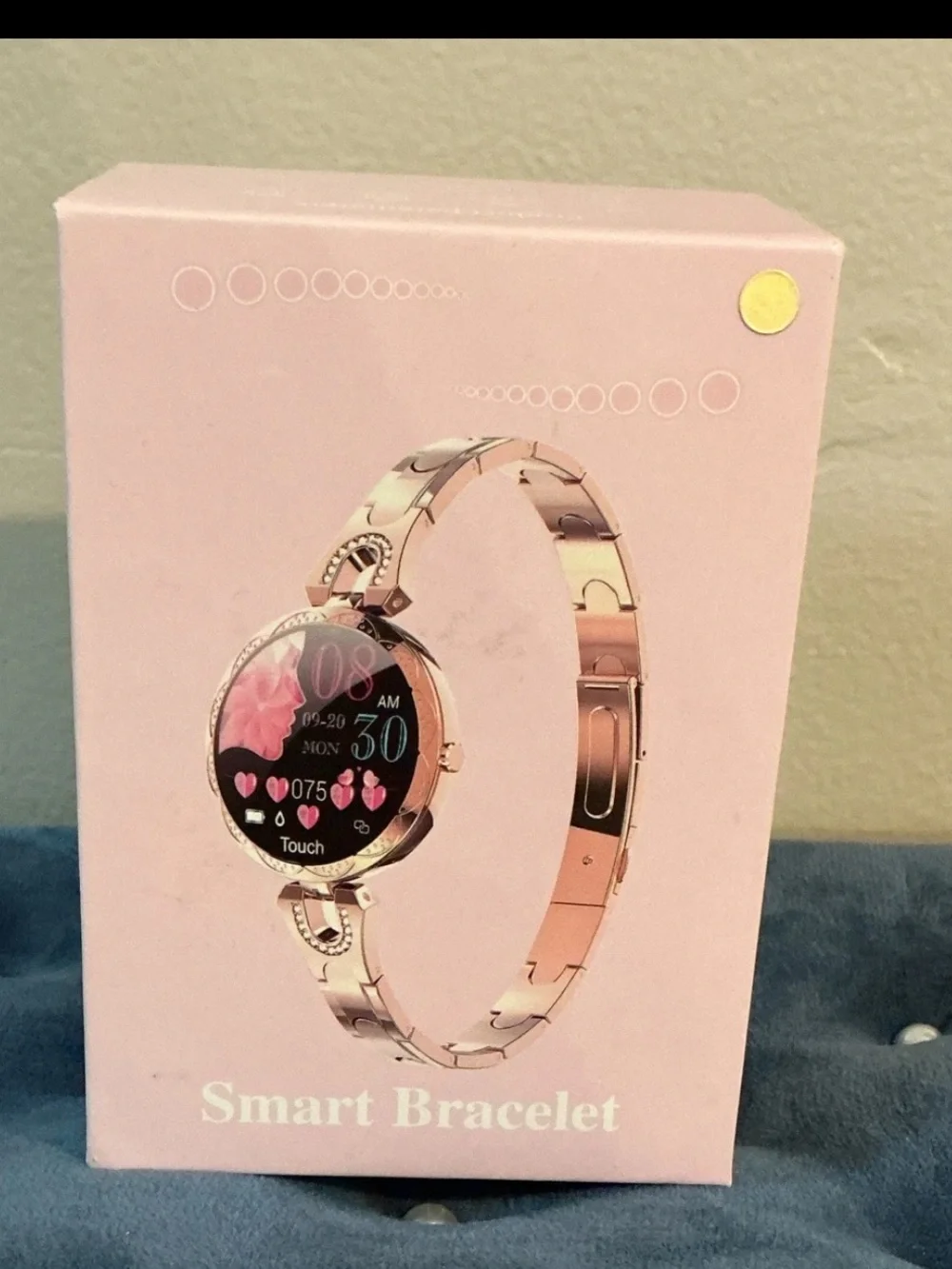 Smart Bracelet Rose Gold Fitness Smartwatch w/ Charger & Box Works with app EUC